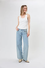 Lade das Bild in den Galerie-Viewer, Aline Denim Pants Light Blue Wash