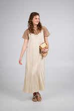Lade das Bild in den Galerie-Viewer, Alma A-Line Dress Micro Leo Beige