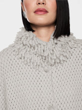 Lade das Bild in den Galerie-Viewer, Highlight-Mantel Knitted in Germany