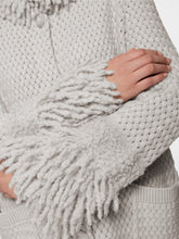 Lade das Bild in den Galerie-Viewer, Highlight-Mantel Knitted in Germany