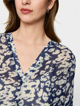Lade das Bild in den Galerie-Viewer, Weite Bluse mit Animal Print