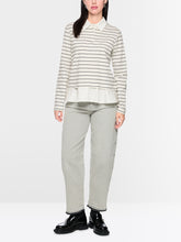 Lade das Bild in den Galerie-Viewer, Gestreiftes Shirt mit Hemdblusen-Details