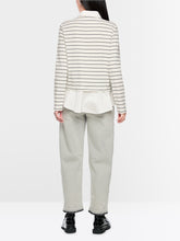 Lade das Bild in den Galerie-Viewer, Gestreiftes Shirt mit Hemdblusen-Details