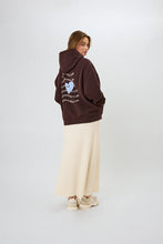 Lade das Bild in den Galerie-Viewer, BF Hoodie Good Karma Wave Truffle

