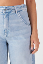 Lade das Bild in den Galerie-Viewer, BLINK Wide Barrel Jeans in 3 Farben
