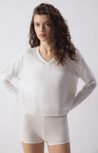 Lade das Bild in den Galerie-Viewer, Damenpullover Bodyrow in 2 Farben