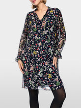 Lade das Bild in den Galerie-Viewer, Viskosekleid mit All-over-Print