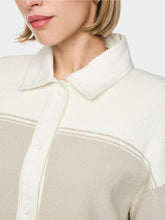 Lade das Bild in den Galerie-Viewer, Cardigan mit Denim-Details