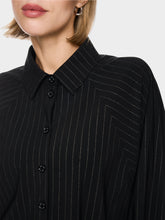 Lade das Bild in den Galerie-Viewer, Nadelstreifen-Bluse mit Fledermausärmel