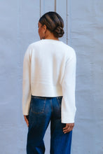 Lade das Bild in den Galerie-Viewer, Strickcardigan aus Wolle – Off White