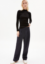 Lade das Bild in den Galerie-Viewer, Alaania Pullover in 2 Farben
