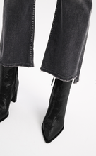 Lade das Bild in den Galerie-Viewer, DENIM ATTRACTION PANTS
