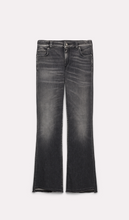 Lade das Bild in den Galerie-Viewer, DENIM ATTRACTION PANTS

