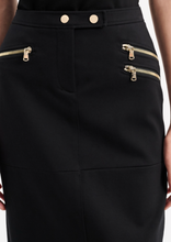 Lade das Bild in den Galerie-Viewer, EMOTIONAL ESSENCE skirt
