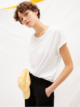 Lade das Bild in den Galerie-Viewer, Oneliaa T-Shirt loose fit aus Bio-Baumwolle
