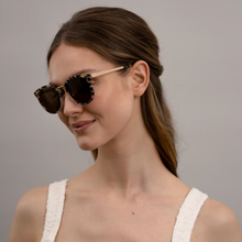 Lade das Bild in den Galerie-Viewer, Prague Sand Tortoise Brown Sonnenbrille
