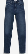 Lade das Bild in den Galerie-Viewer, Tillaa Jeans stone wash
