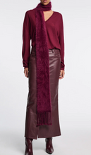Lade das Bild in den Galerie-Viewer, DELICATE STATEMENTS pullover
