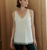 V-Neck Top mit Spitze in vielen Farben