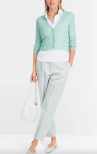 Lade das Bild in den Galerie-Viewer, Cardigan mit V-Neck
