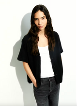 Lade das Bild in den Galerie-Viewer, MAAITE MUSSELIN BLUSE
