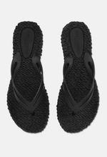 Lade das Bild in den Galerie-Viewer, Plateau Flip-Flops in vielen Farben
