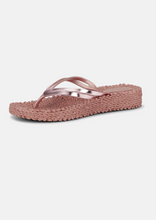 Lade das Bild in den Galerie-Viewer, Plateau Flip-Flops in vielen Farben
