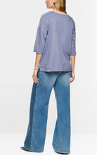 Lade das Bild in den Galerie-Viewer, Blusenshirt mit V-Neck
