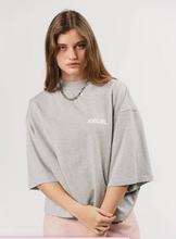 Lade das Bild in den Galerie-Viewer, T-Shirt Cropped Grey Melange