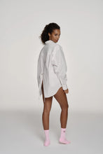 Lade das Bild in den Galerie-Viewer, Leya Oversized Shirt Warm White