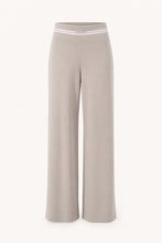 Lade das Bild in den Galerie-Viewer, Jasmin Flared Leggings Taupe