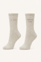 Lade das Bild in den Galerie-Viewer, Lotta Ripped Socks in 2 Farben