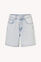 Lade das Bild in den Galerie-Viewer, Mire Denim Shorts Light Blue