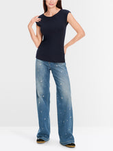 Lade das Bild in den Galerie-Viewer, Basic-Shirt mit weitem Ausschnitt in 3 Farben