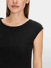 Lade das Bild in den Galerie-Viewer, Basic-Shirt mit weitem Ausschnitt
