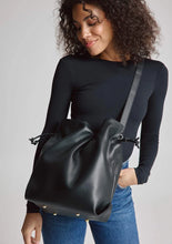 Lade das Bild in den Galerie-Viewer, Cool Companion M Black
