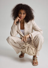 Lade das Bild in den Galerie-Viewer, Cool Companion Suede S - Sand