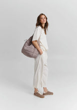 Lade das Bild in den Galerie-Viewer, Alltime Buddy  Tasche in 2 Farben
