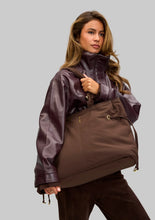Lade das Bild in den Galerie-Viewer, Easy Companion L in 2 Farben