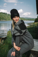 Lade das Bild in den Galerie-Viewer, Hey Beanie Mütze in in mehreren Farben