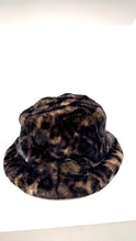Lade das Bild in den Galerie-Viewer, Bucket Hat
