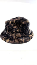 Lade das Bild in den Galerie-Viewer, Bucket Hat
