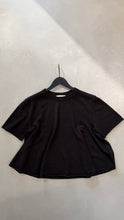 Lade das Bild in den Galerie-Viewer, Liru T-Shirt