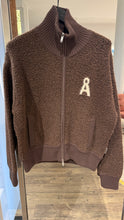 Lade das Bild in den Galerie-Viewer, ICONIC A BOUCLÉ  Jacke aus Bio-Baumwolle