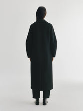 Lade das Bild in den Galerie-Viewer, Double Shawl Coat black