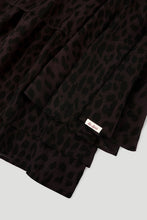 Lade das Bild in den Galerie-Viewer, Lavinia Volant Dress Leo Truffle