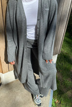 Lade das Bild in den Galerie-Viewer, Linnea Long Cardigan