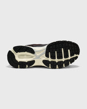 Lade das Bild in den Galerie-Viewer, The Re-Run Cracked Sneaker in 2 Farben