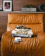 Lade das Bild in den Galerie-Viewer, The Re-Run Cracked Sneaker in 2 Farben