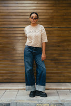 Lade das Bild in den Galerie-Viewer, Boxy Strick Shirt mit Kaschmir – Leo Beige